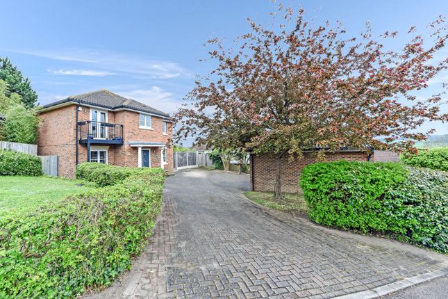 Thumbnail Detached house for sale in Petchart Close, Cuxton, Rochester, Kent.