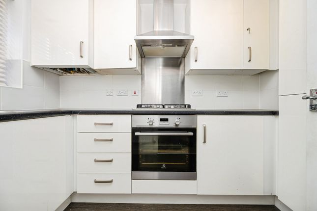 20, Ubique Avenue, Stratford-upon-Avon photo 3