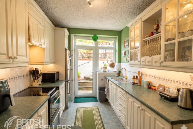 Bryn Glas, 60A, Penrhys Road, Pentre photo 5