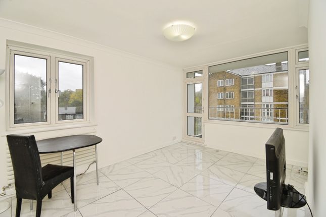 140, Casterbridge Road, London photo 2