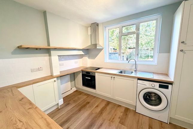 39, Imperial Close, Harrow photo 2