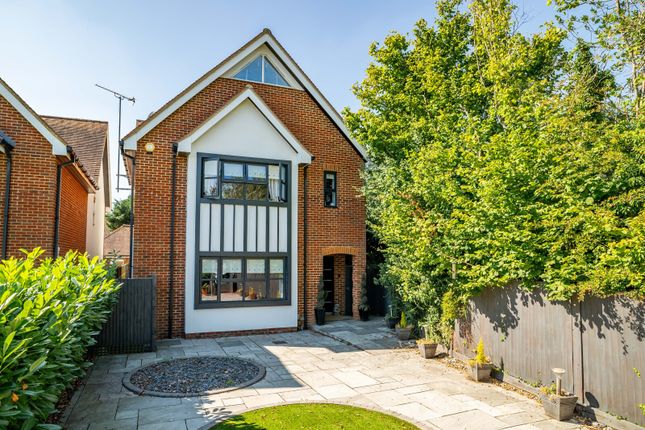 Thumbnail Detached house for sale in Watford Road, St. Albans, Hertfordshire