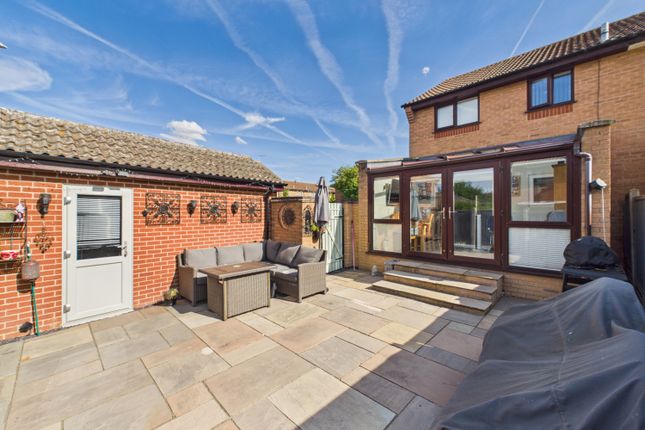 26, Watermead, Cambridge photo 3
