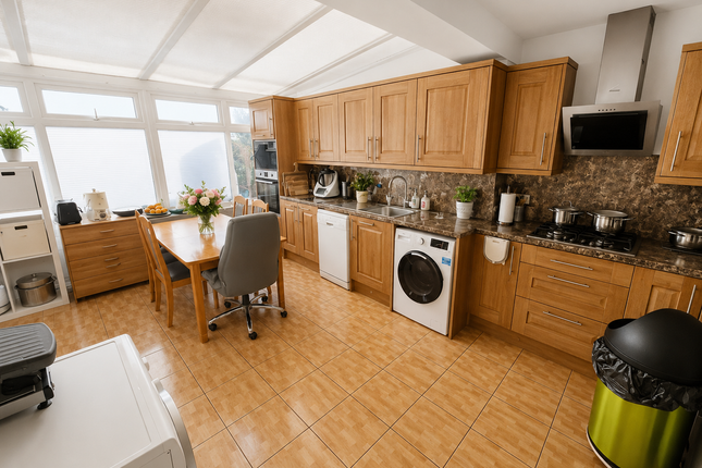 8 Benham Road, London photo 3