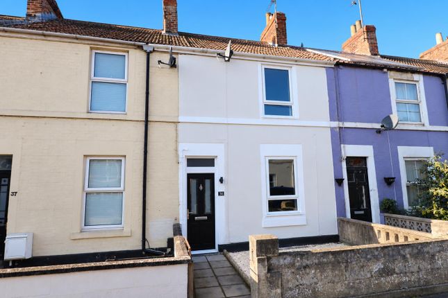 2-bed terraced on Park Street, Trowbridge, £240,000