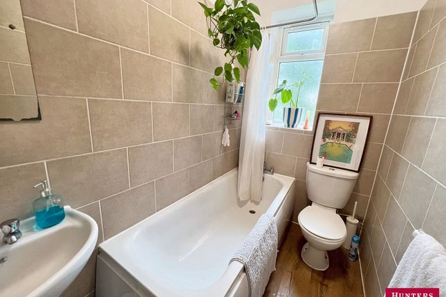 31, Parkwood, Whetstone photo 4