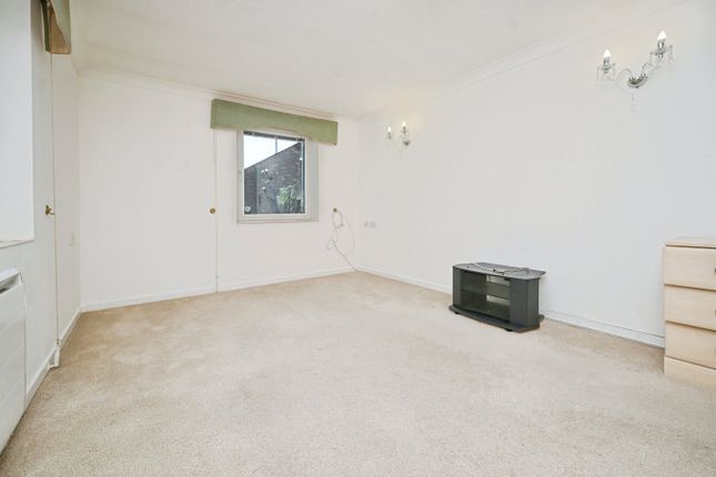 Homecedars House, Elstree Road, Bushey photo 3