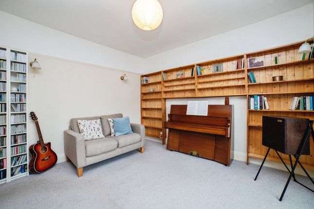 86, Chesterfield Road, Derbyshire photo 2