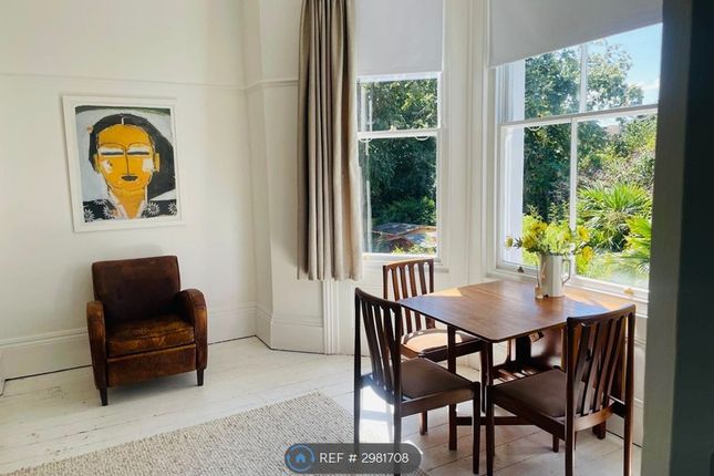 Flat, Charles Road, St. Leonards-On-Sea photo 5