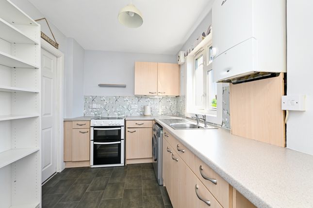 136, Eastfield Drive, Penicuik photo 4