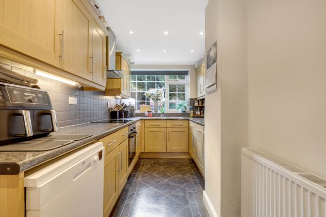 218 Greenwood Road, Nottingham photo 3