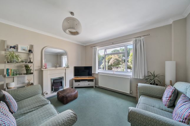 20, Malling Way, Bromley photo 2
