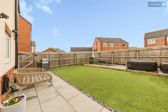 13, Marshfern Place, Crewe photo 2
