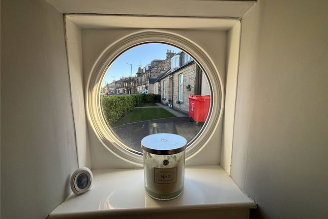 16, Main Street, Stirlingshire photo 3