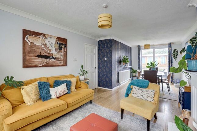 38, Polperro Way, Nottingham photo 3