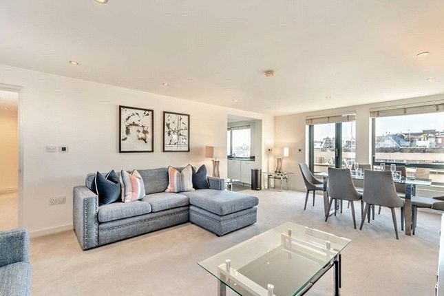 Flat 17, 161, Fulham Road, London photo 2