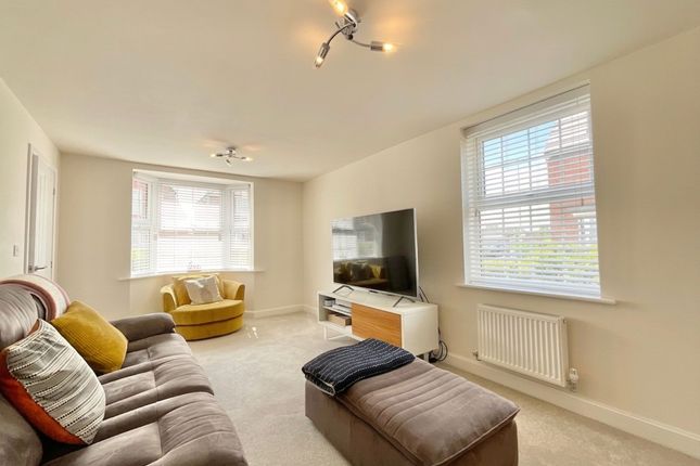 36 Campion Way, Nantwich photo 2