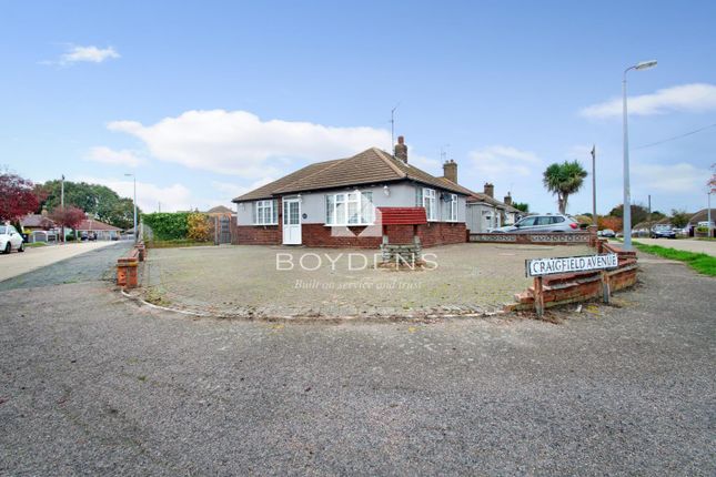 Thumbnail Bungalow to rent in Hillcrest, Clacton-On-Sea