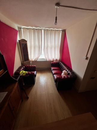 Thumbnail Flat to rent in Liverpool Road, Stoke-On-Trent