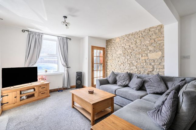 25, Hazel Terrace, Radstock photo 2