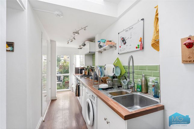 GFF, 167, Inderwick Road, Crouch End photo 2