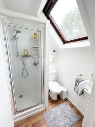 Flat 19, 10 Colney Hatch Lane, London photo 3