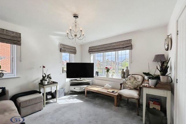 18, Walter Avenue, Congleton photo 2