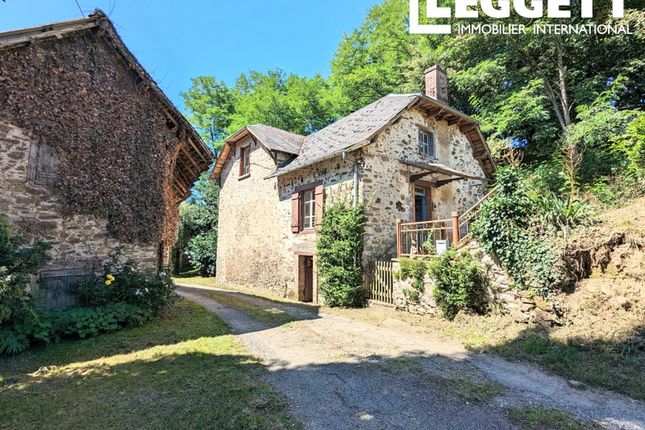 Thumbnail Villa for sale in Lubersac, Corrèze, Nouvelle-Aquitaine