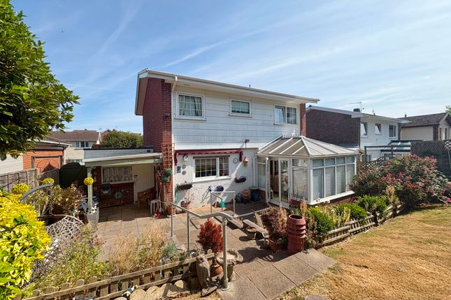 37, Gwscwm Park, Burry Port photo 3
