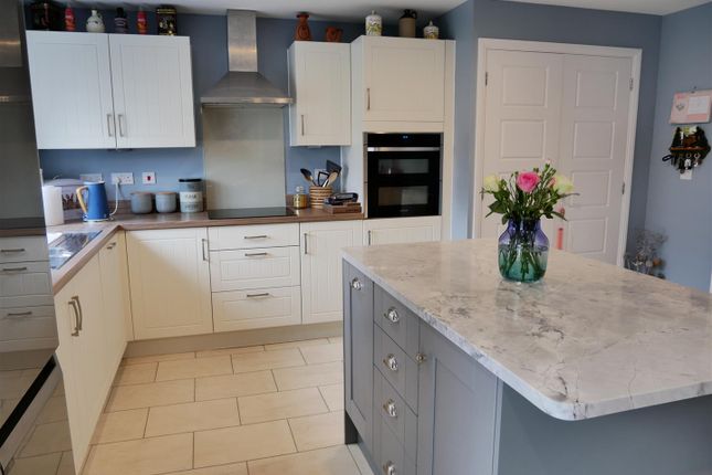 61, Hurricane Drive, Calne photo 4
