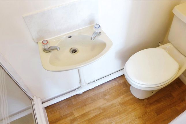 4, Grafton Court, Canley photo 5