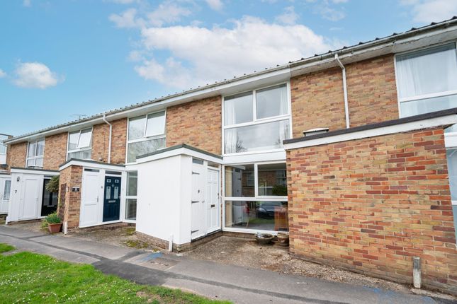 Thumbnail Terraced house for sale in Parkfield, Horsham