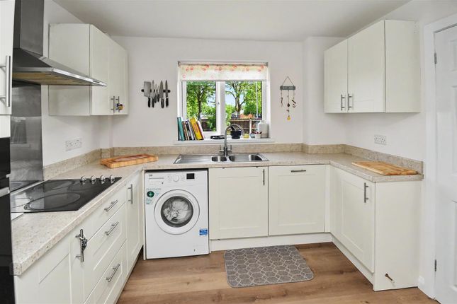 20, Stalbridge Walk, Corby photo 4