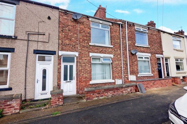 Terraced house to rent in Gladstone Terrace, Durham