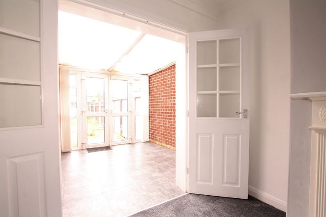 74, Welwyn Park Road, Hull photo 4