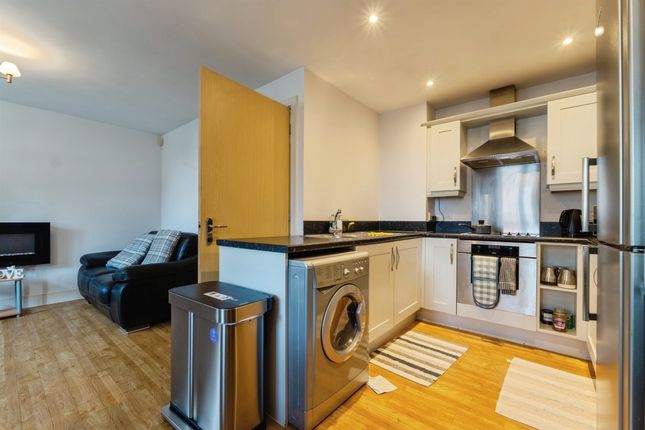 Flat 1, Halford House, 52, Carty Road, LEICESTER photo 4
