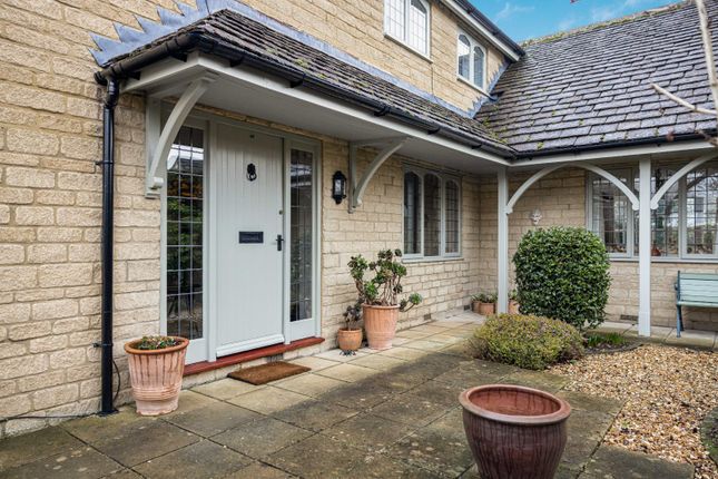 Shillingbury Lodge,, Two Hedges Road, Cheltenham photo 2