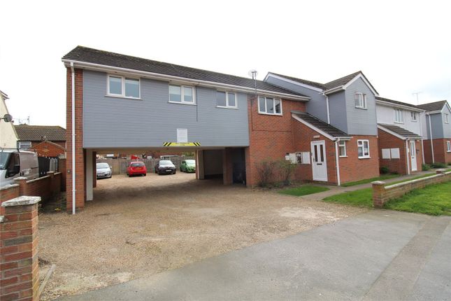 Thumbnail Flat to rent in Sutton Court Drive, Rochford, Essex