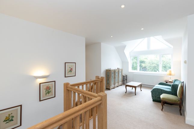 Detached house to rent in Cotswold Road, Oxford
