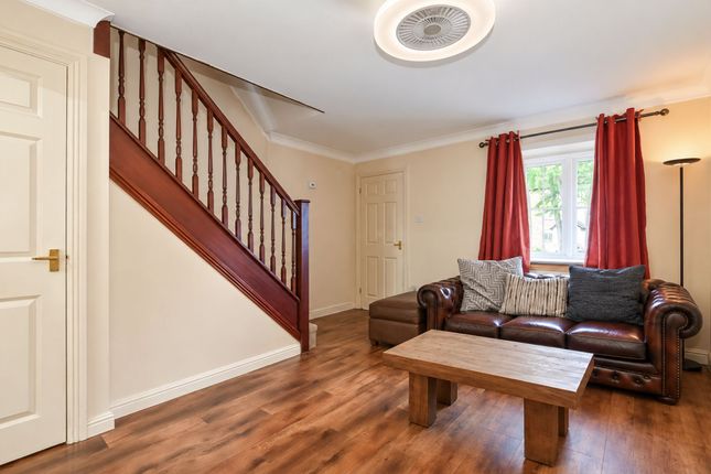 54 Harlech Road, Abbots Langley photo 3