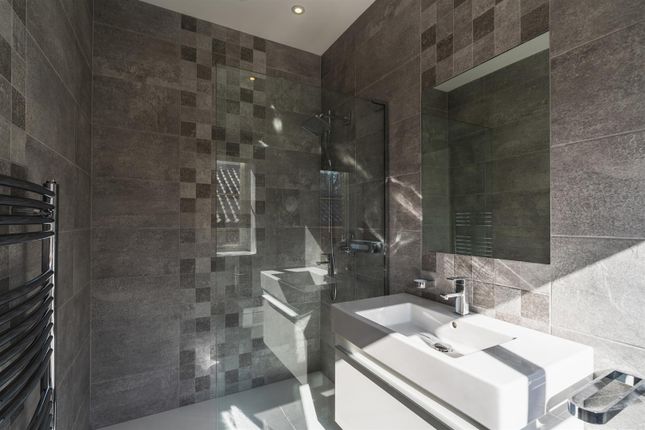 Bedroom 3 En-Suite