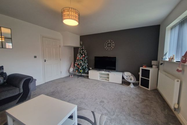 5, Sutton-in-Ashfield photo 2
