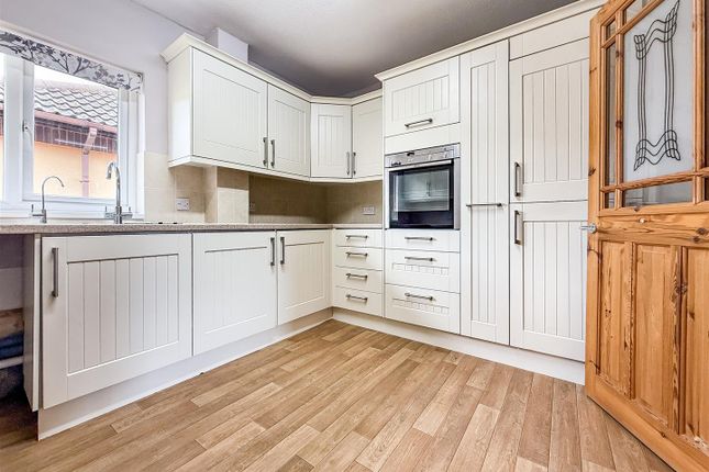 8A, Postern Close, Fareham photo 2
