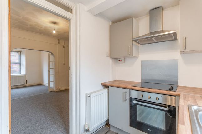 28 Kemys Street, Pontypool photo 3