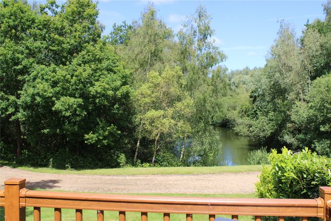 13, Langmere Lakes, Frettenham photo 3
