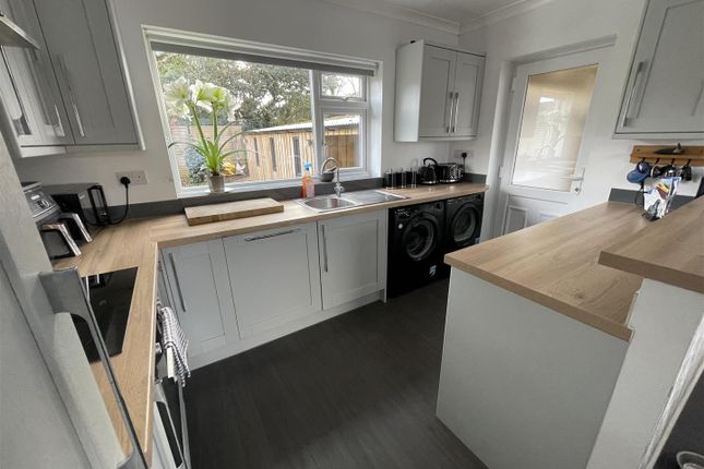 16, Forton Road, Chard photo 3