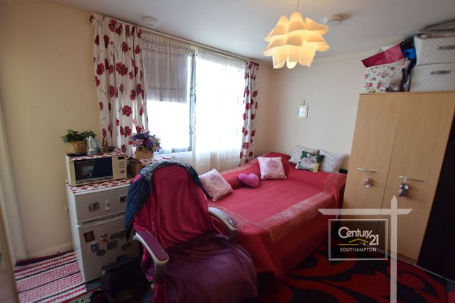 Flat 37, Mede House, Salisbury Street, SOUTHAMPTON photo 3