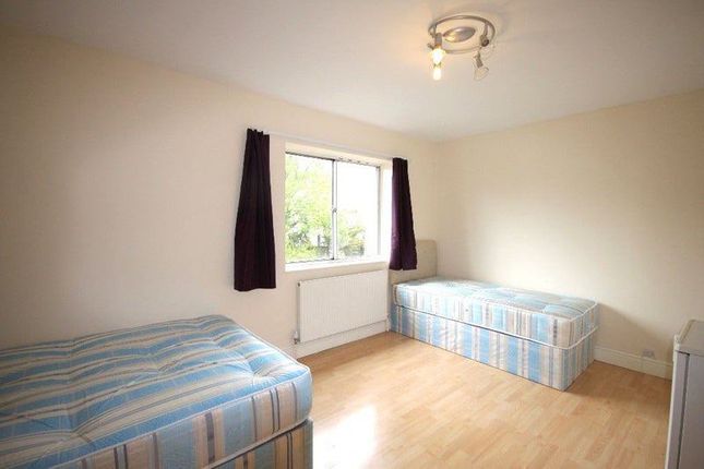 Shared accommodation to rent in Mill Farm Crescent, Hounslow