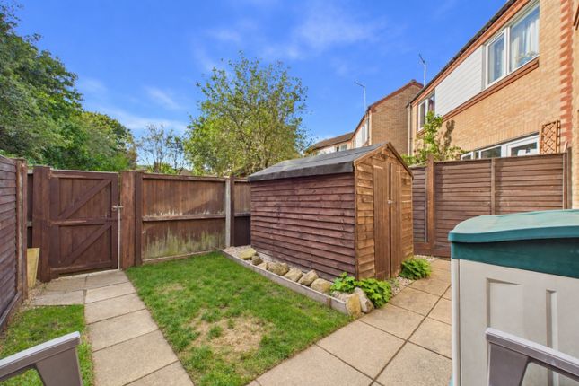 149, Clay Hill, Milton Keynes photo 4