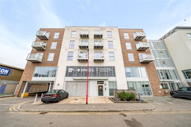 Thumbnail Flat for sale in Station View, Guildford, Surrey